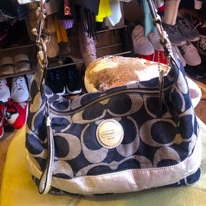 Coach shoulder bag